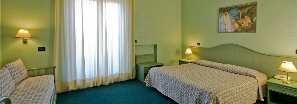 Hotels in Rome with breakfast daily